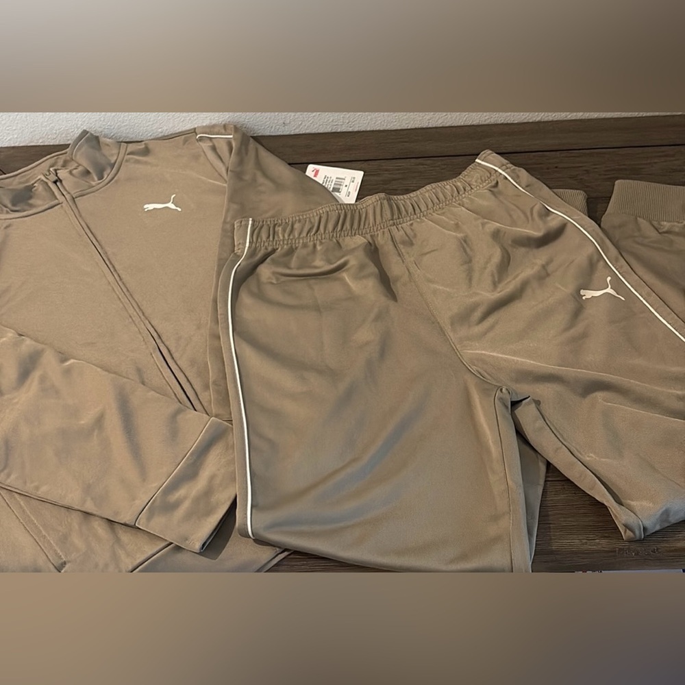❌SOLD❌ NWT [Puma] 2-Piece Poly Tricot Track Jacket Joggers Sweatpants Y M 10/12 - Picture 3 of 12